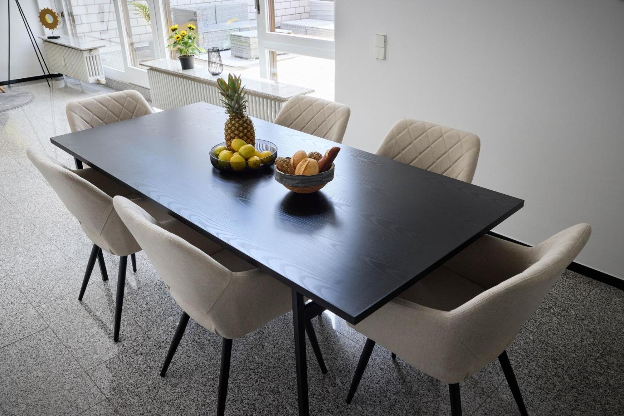 Idee Living: Penthouse Apartment Mit Parkplatz Weinheim Exterior photo