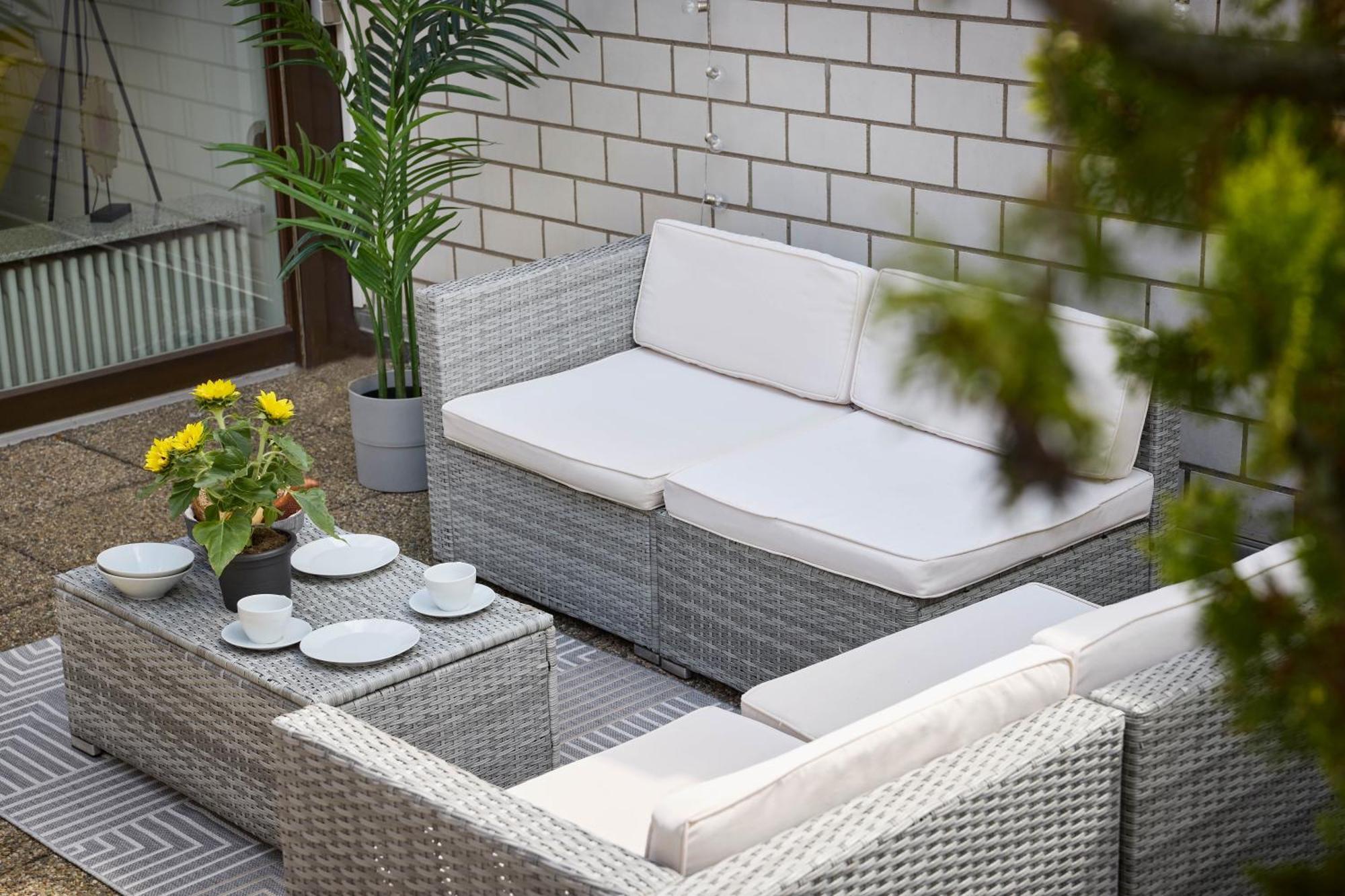 Idee Living: Penthouse Apartment Mit Parkplatz Weinheim Exterior photo